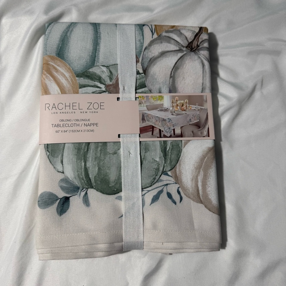 Rachel Zoe Pumpkin Tablecloth – Oblong 60” x 84” – Fall Harvest